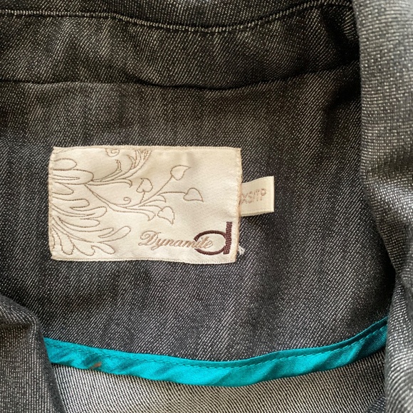 Dynamite Grey Button top - Picture 2 of 5